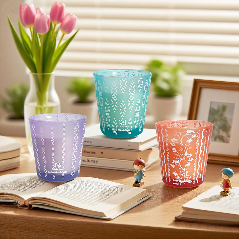 Bunte bedruckte romantische Nischen-Geschenkkerze mit langanhaltendem Duft, Sojawachs